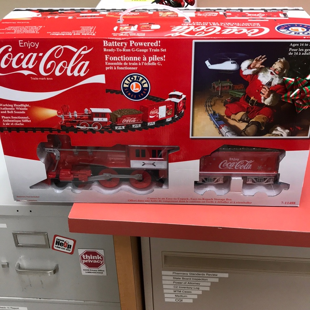 Battery powered Coca Cola train 🚂 set